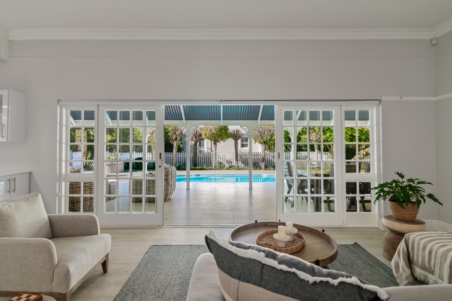 4 Bedroom Property for Sale in Belvidere Estate Western Cape